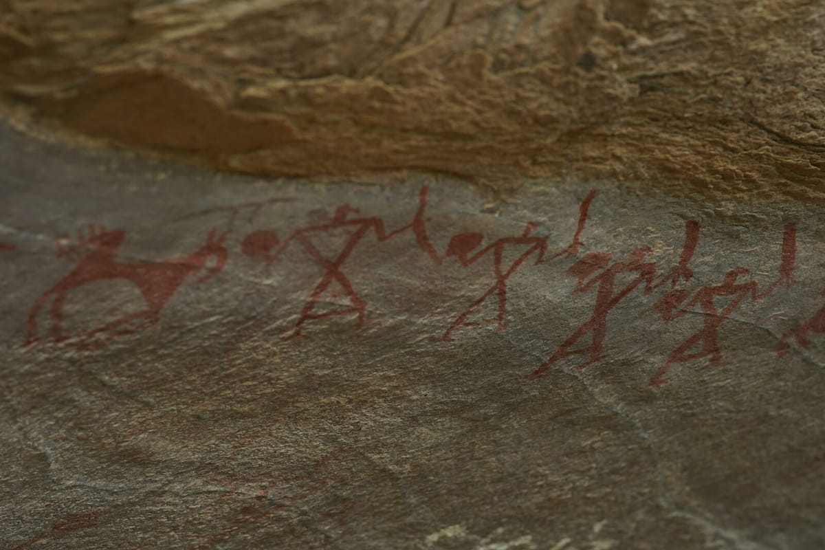 figures in ochre